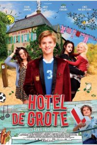 Фантастический семейный отель (2017) Фантастический семейный отель (2017)