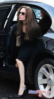 Анжелина Джоли попала в ДТП Анжелина Джоли попала в ДТП