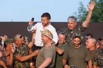 Фильм Владимира Зеленского «Восемь лучших свиданий» хотят запретить в РФ Фильм Владимира Зеленского «Восемь лучших свиданий» хотят запретить в РФ