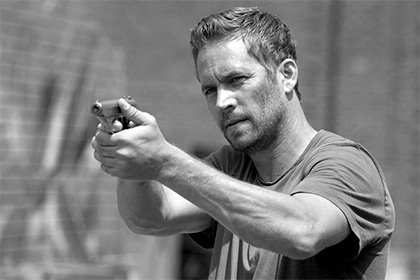 Суд решил что Пол Уокер и его друг Роджер Родас погибли не из-за автомобиля Суд решил что Пол Уокер и его друг Роджер Родас погибли не из-за автомобиля