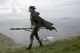 Мнения критиков о «Последних джедаях: Все хвалят режиссёра, хотя фильм не без недостатков Мнения критиков о «Последних джедаях: Все хвалят режиссёра, хотя фильм не без недостатков