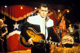 Почему карьера Джонни Деппа оказалась под угрозой Почему карьера Джонни Деппа оказалась под угрозой