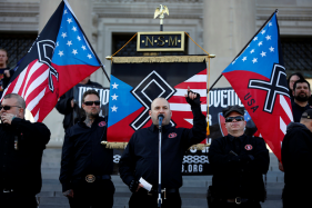 Саша Барон Коэн рассказал, что снять «Борат 2» его подтолкнуло опасное движение в США Саша Барон Коэн рассказал, что снять «Борат 2» его подтолкнуло опасное движение в США